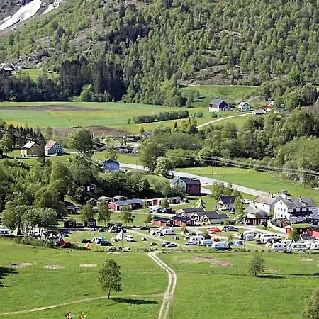 Kompleks wypoczynkowy Folven Adventure Camp 3*