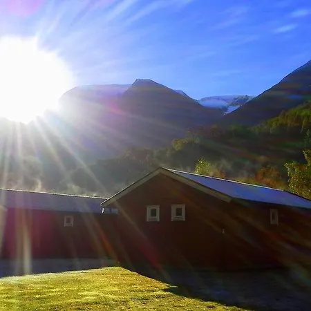 Folven Adventure Camp 3* هيلليه